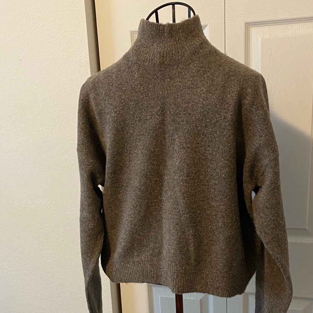 Cozy Gray Mock Turtleneck Sweater H&M